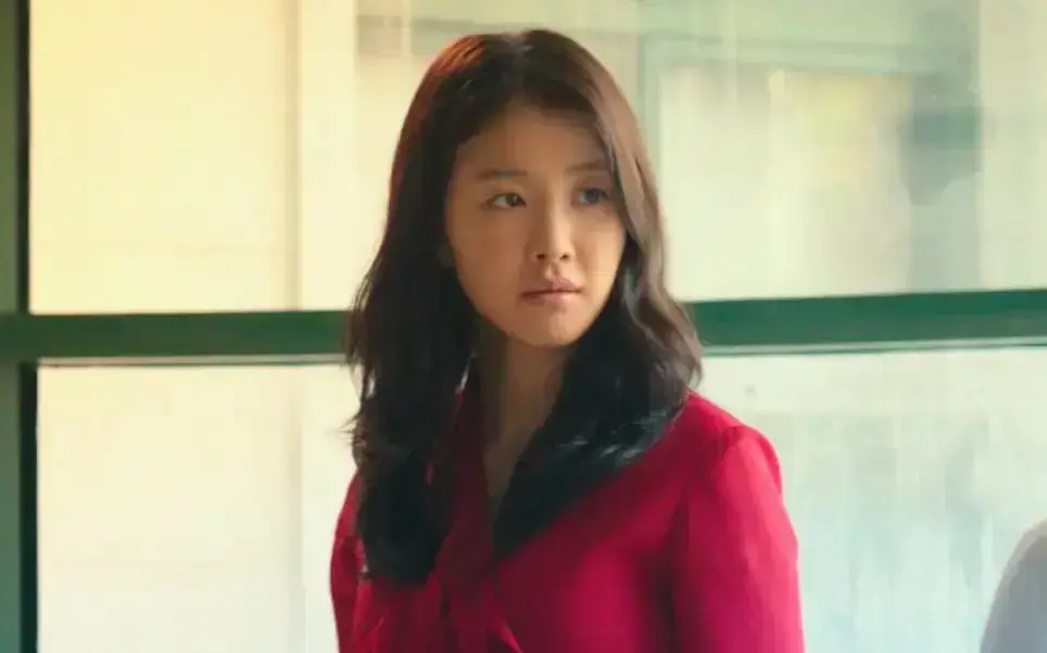 《不懂事的妻子的双重生活》高清完整版-免费在线观看无删减全集-韩国伦理电影未删减中字超清画质-网盘观看不懂事的妻子的双重生活