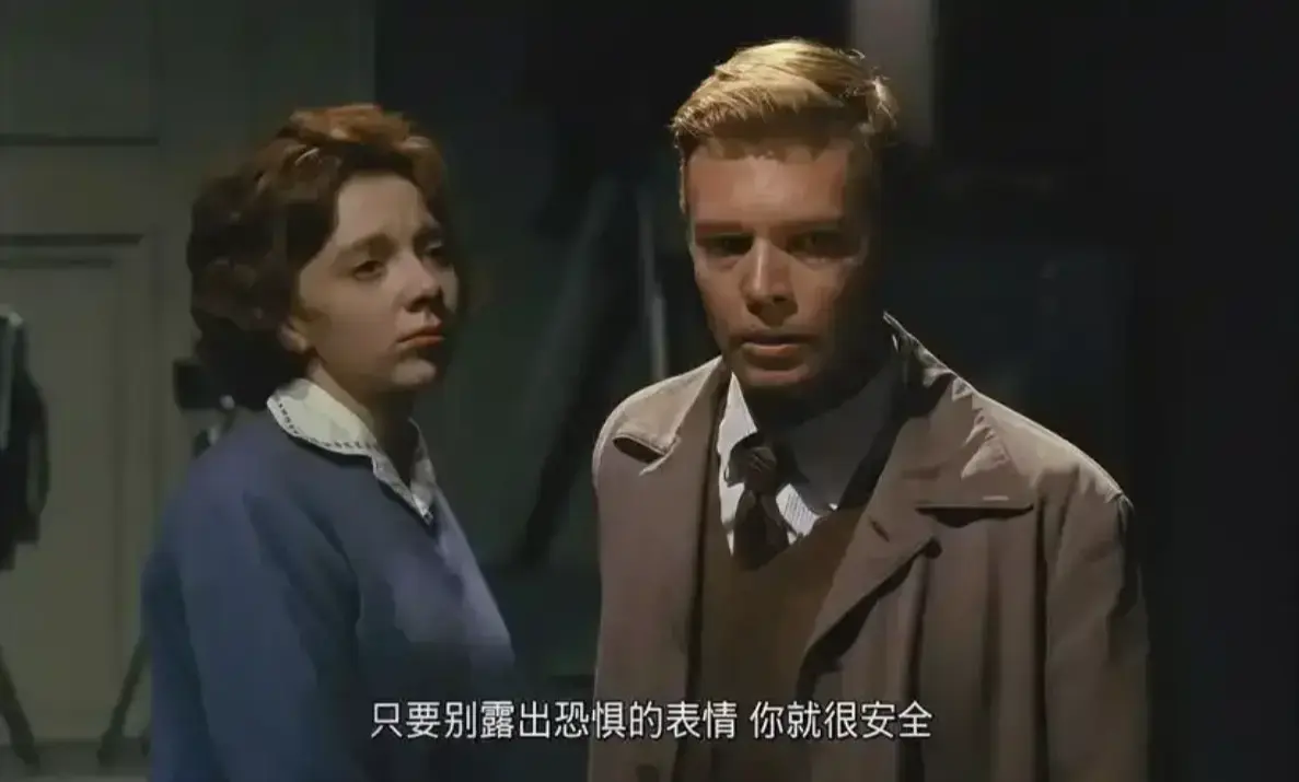 《偷窥狂人1994》完整版免费在线观看-1080P高清无删减播放-丁度·巴拉斯伦理片偷窥狂人1994未删减在线点播-高清纯净无广告观看-VS影视_星辰影院